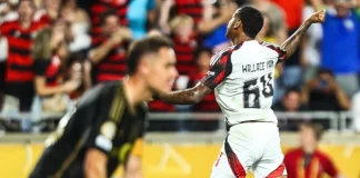Wallace Yan marca para o Flamengo no empate contra o Los Angeles