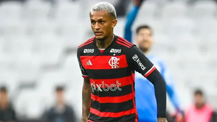 Wesley em campo pelo Flamengo