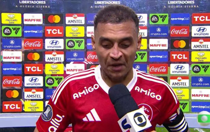 Alan Patrick em entrevista após vitória do Flamengo sobre o Internacional