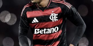 Camisa do Flamengo com o patrocínio da Betano
