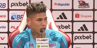 Carrascal em entrevista coletiva na sua apresentação ao Flamengo