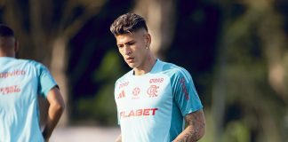 Carrascal em treino do Flamengo no Ninho do Urubu - FOTO: Adriano Fontes / Flamengo