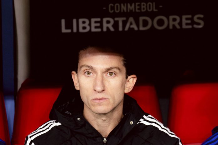 Filipe Luís no jogo entre Flamengo x Internacional pela Libertadores