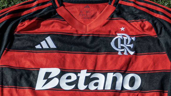 Camisa do Flamengo com o patrocínio da Betano