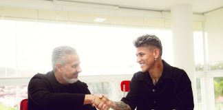 Jose Boto e Carrascal em sua chegada ao Flamengo no Ninho do Urubu - Foto: Adriano Fontes/Flamengo