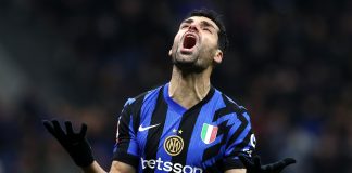 Mehdi Taremi em campo pela Inter de Milão