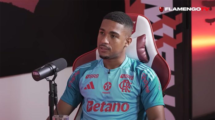 Samuel Lino em entrevista para Flamengo TV