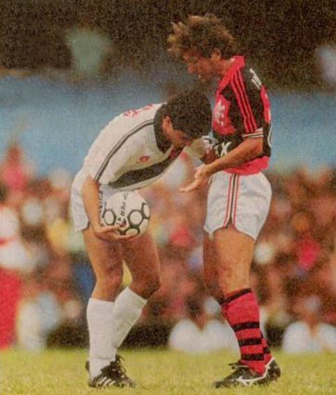 Zico e Bebeto no Flamengo 2 x 0 Vasco no Maracanã no dia 5 de novembro de 1989