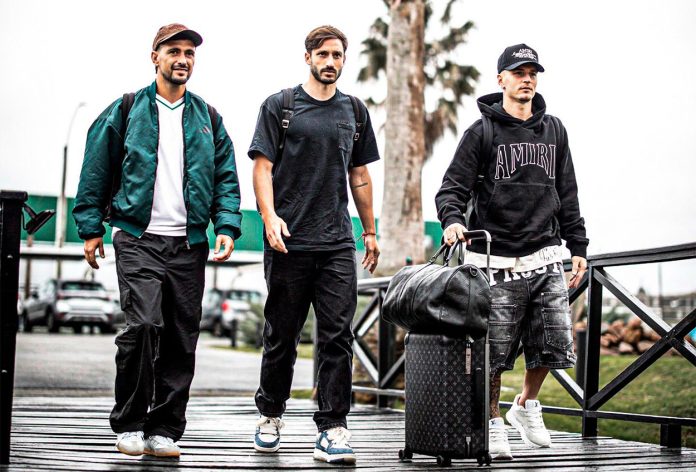 Arrascaeta, Viña e Varela se apresentam a Seleção Uruguaia