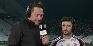 Arrascaeta e o repórter da Cazé TV, ex-goleiro e ídolo do Flamengo Diego Alves