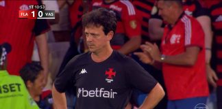 Fernando Diniz técnico do Vasco no empate contra o Flamengo