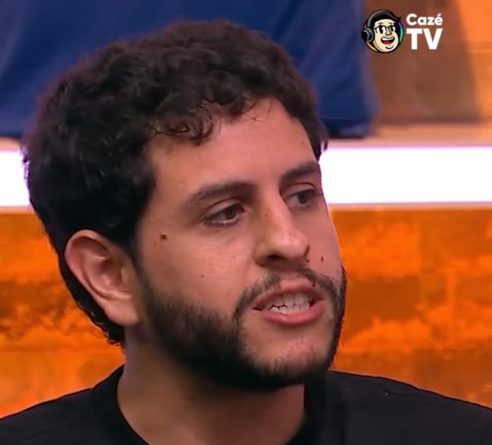 Gabriel Simões jornalista da Cazé TV