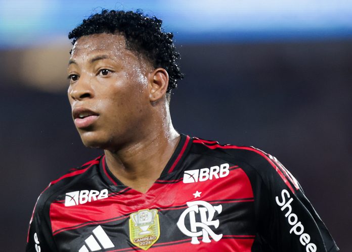 Gonzalo Plata em campo pelo Flamengo no empate contra o Vasco - FOTO: Gilvan de Souza / Flamengo