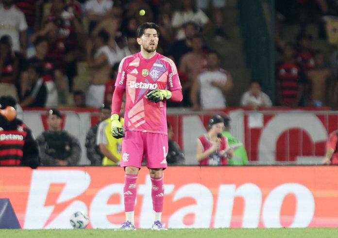 Rossi em campo no empate entre Flamengo e Vasco - FOTO: Gilvan de Souza