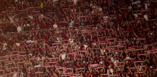 Torcida do Flamengo lotando o Maracanã no jogo contra o Estudiantes - Foto: Adriano Fontes / Flamengo