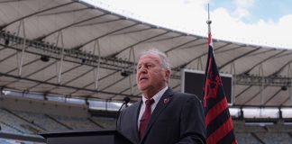 Zico em anúncio da campanha "Nação na ONU"
