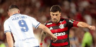 Arrascaeta em campo pelo Flamengo na vitória sobre o Racing - FOTO: Gilvan de Souza / Flamengo