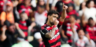 Arrascaeta comemora o 1º gol do Flamengo na vitória sobre o Palmeiras - FOTO: Gilvan de Souza / Flamengo