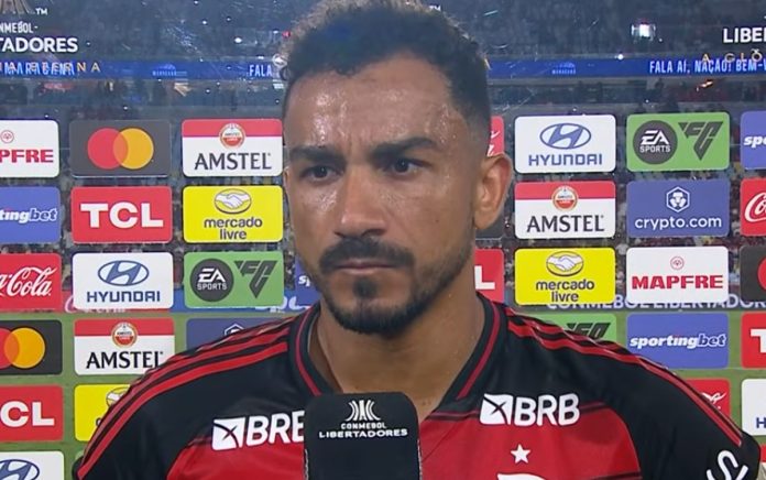 Danilo-Entrevista-Flamengo-1-0-Racing-221025 Danilo em entrevista após vitória do Flamengo sobre o Racing