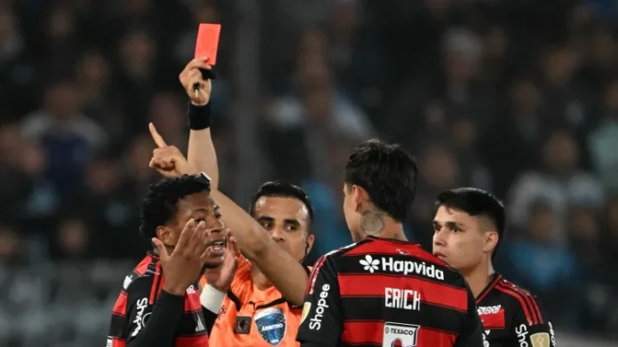 Gonzalo-Plata-Expulso-Racing-0-0-Flamengo-291025 Gonzalo Plata é expulso no jogo contra o Racing