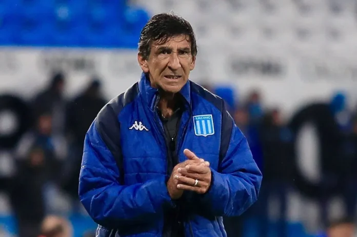 Técnico do Racing Gustavo Costas