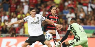 Pedro em campo no empate sem gol entre Flamengo e Botafogo