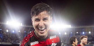 Pulgar comemora a classificação do Flamengo para final da Copa Libertadores da América - FOTO: Adriano Fontes / Flamengo