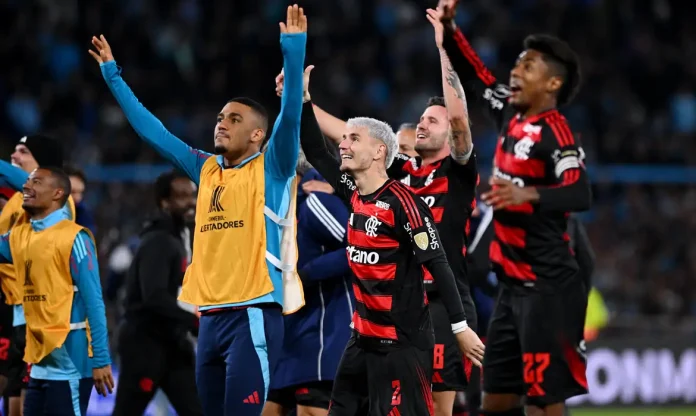 Jogadores do Flamengo comemoram a classificação para final da Copa Libertadores da América