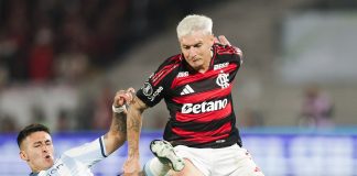 Varela em campo pelo Flamengo na vitória sobre o Racing - FOTO: Gilvan de Souza / Flamengo