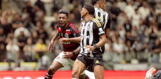 Bruno Henrique marca o gol de empate do Flamengo contra o Atlético-MG - Foto: Adriano Fontes / Flamengo