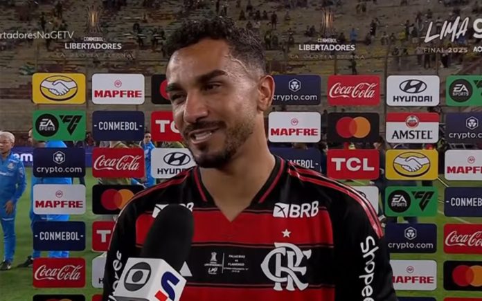 Danilo em entrevista após marcar o gol do Tetracampeonato da Libertadores do Flamengo