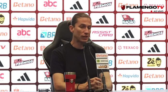 Filipe Luís em entrevista coletiva após empate do Flamengo com o Atlético-MG
