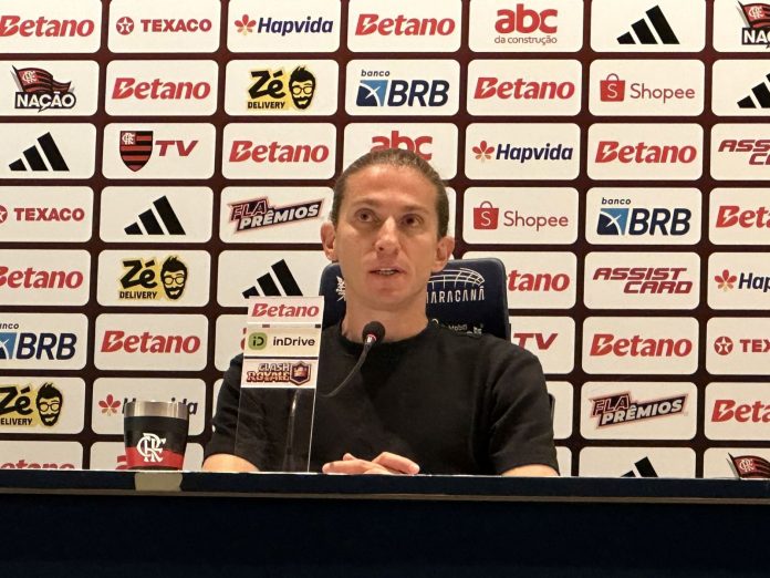 Filipe Luís em entrevista coletiva após vitória do Flamengo sobre o Sport