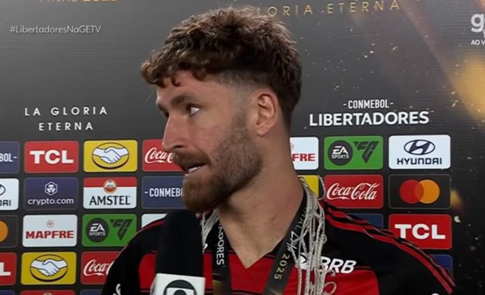 Léo Pereira em entrevista após a conquista do Tetracampeonato do Flamengo em 2025