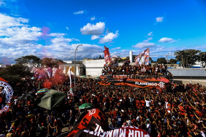 AeroFla: Nação faz a festa antes da viagem do Flamengo para final da Libertadores em Lima