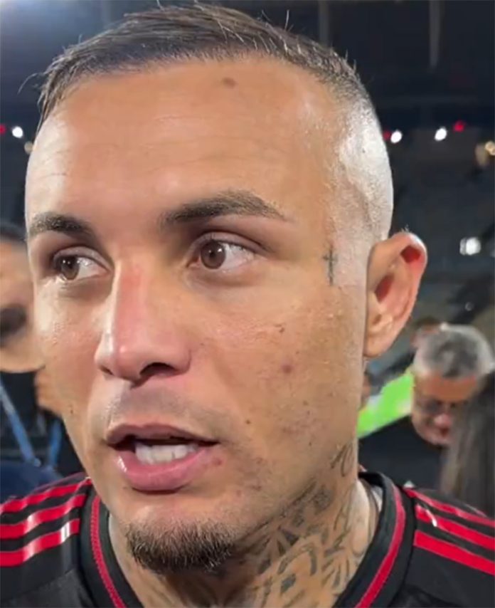 Everton Cebolinha em entrevista após a conquista do Eneacampeonato Brasileiro do Flamengo
