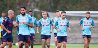 Jogadores do Flamengo treinam em Doha para estreia no Mundial de Clubes - Foto: Gilvan de Souza / Flamengo