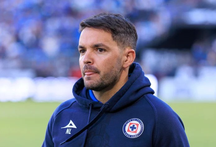 Nicolas Larcamon técnico do Cruz Azu
