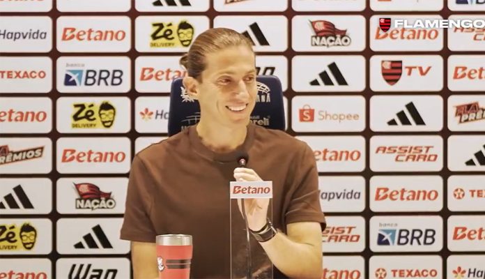 Filipe Luís em entrevista após vitória do Flamengo sobre o Vasco