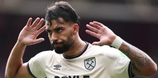 Lucas Paquetá em campo pelo West Ham