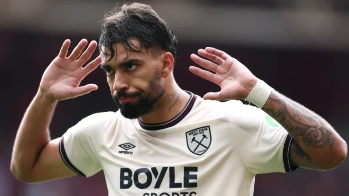 Lucas Paquetá em campo pelo West Ham