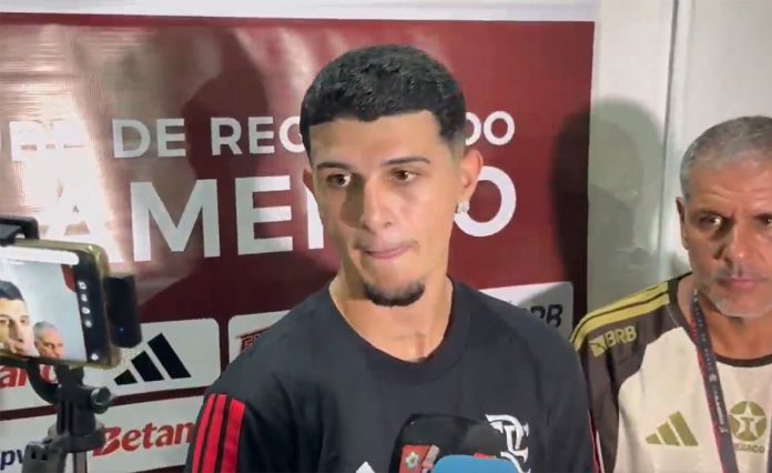 Pablo Lúcio em entrevista pelo Flamengo