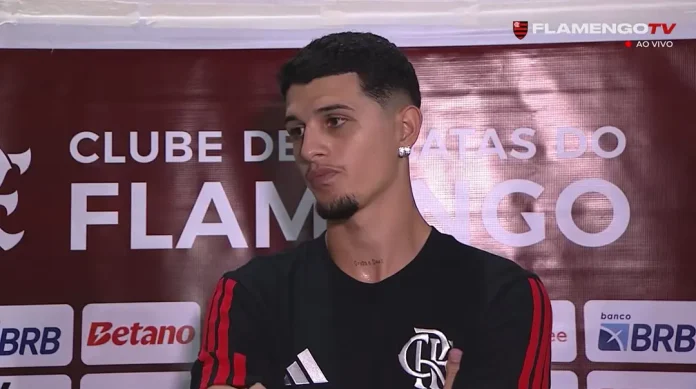 Pablo Lúcio em entrevista pelo Flamengo