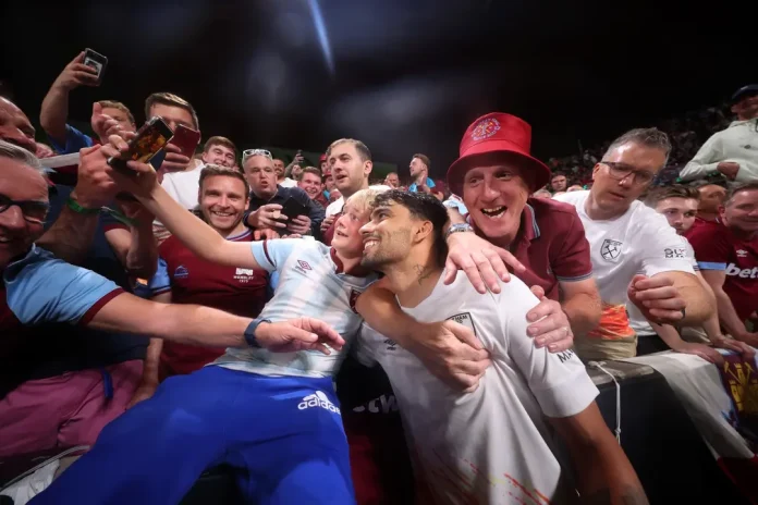 Paquetá e torcedores do West Ham