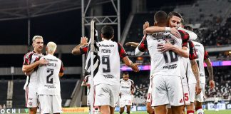 Jogadores do Flamengo comemoram mais um gol na vitória sobre o Botafogo - Foto: Gilvan de Souza / Flamengo