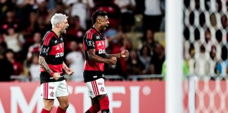 Arrascaeta e Bruno Henrique comemoram mais um gol do Flamengo na goleada sobre o Independiente Medellín - Foto: Gilvan de Souza / Flamengo