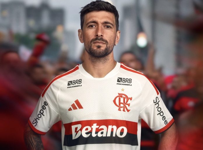 Arrascaeta e novo manto 2 do Flamengo
