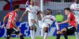 Bruno Henrique na partida contra o Estudiantes pela Libertadores
