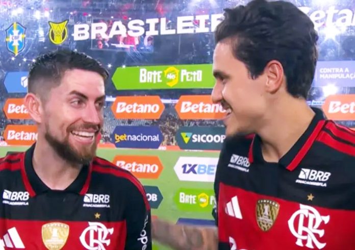 Jorginho e Pedro em entrevista após vitória do Flamengo sobre o Santos no Maracanã