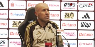 Leonardo Jardim em entrevista coletiva após goleada do Flamengo sobre o Atlético-MG em Belo Horizonte